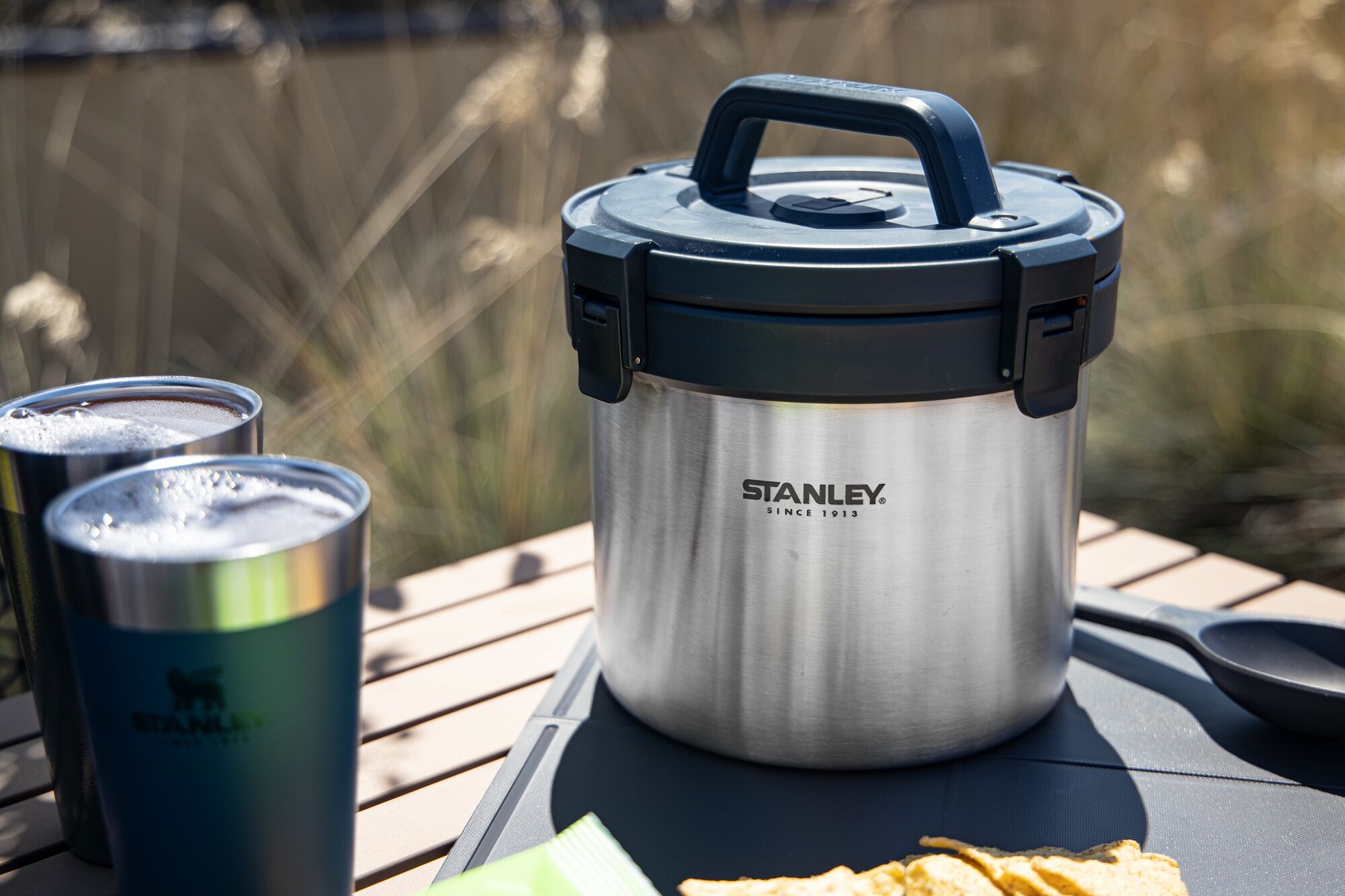 Stanley Adventure Stay Hot 3Qt Camp Crock Pot - Vacuum Insulated