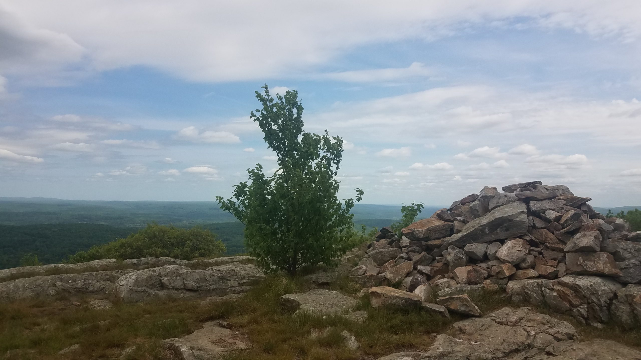 Photo of a view atop a ridge in New Jersey