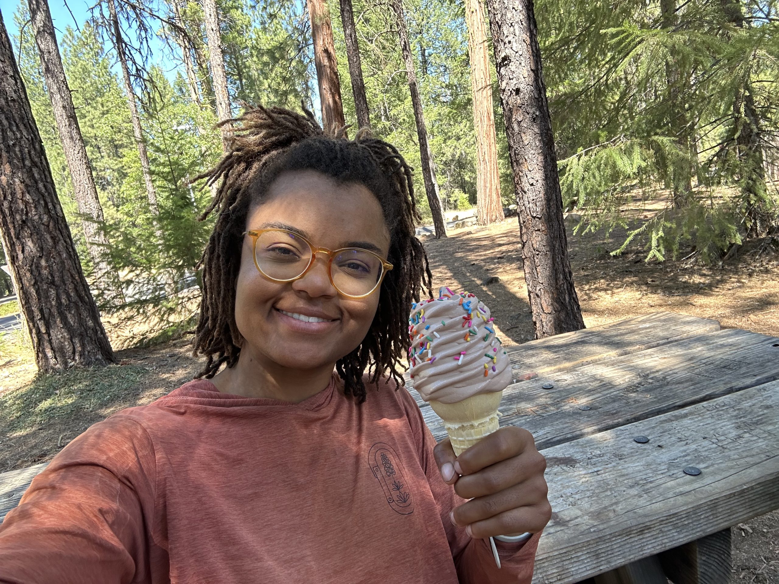 PCT SOBO DAY 66 – ICE CREAM AND A POOL