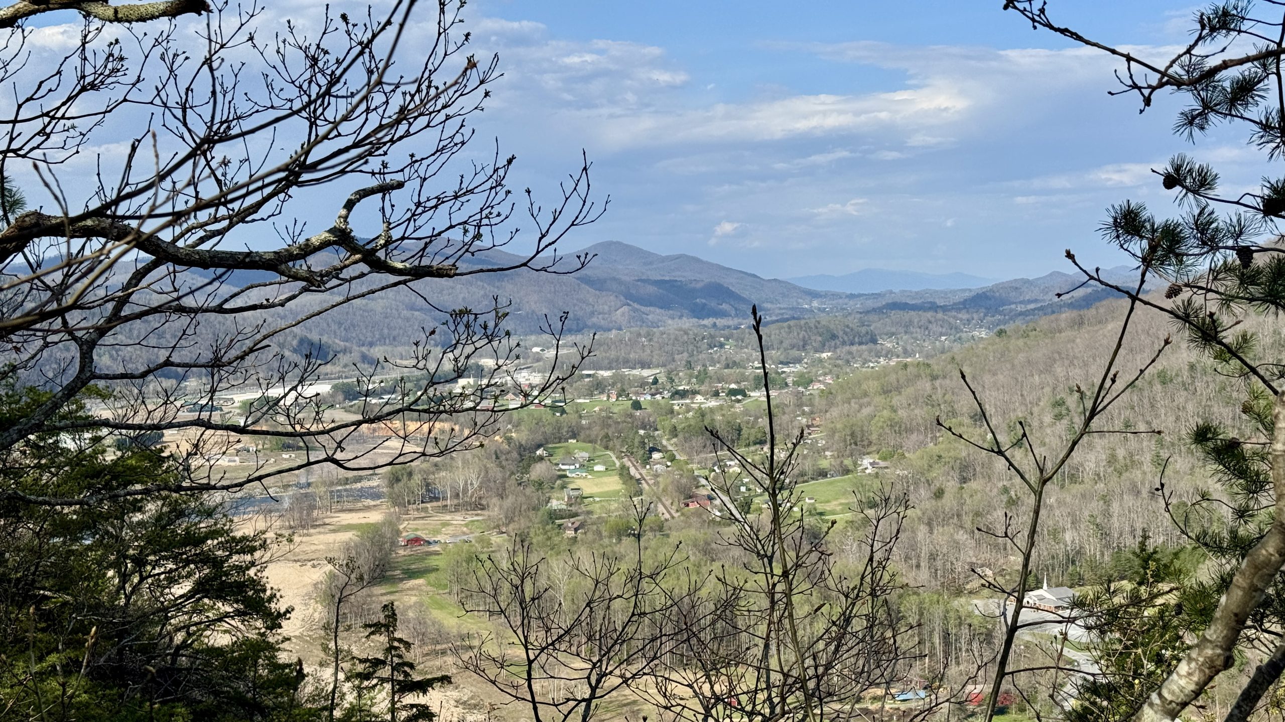Erwin, Tennessee - The Trek