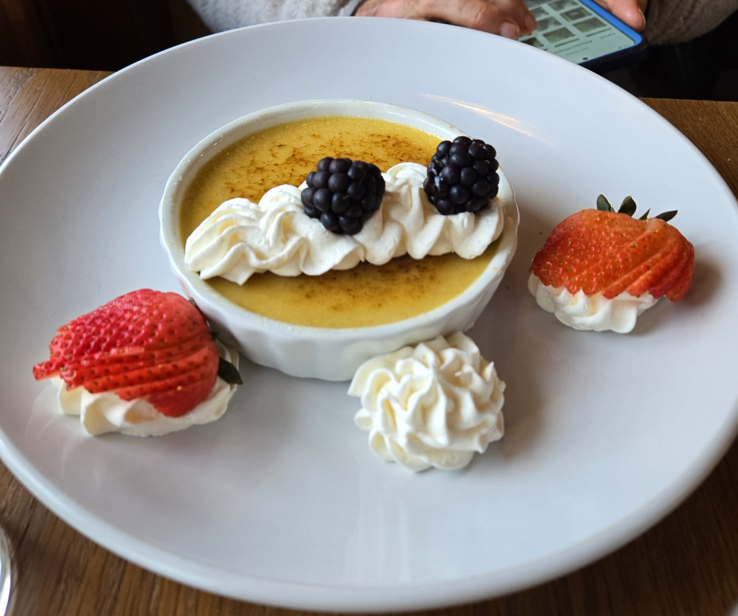 Creme brule with decoration that makes it looke like a crab